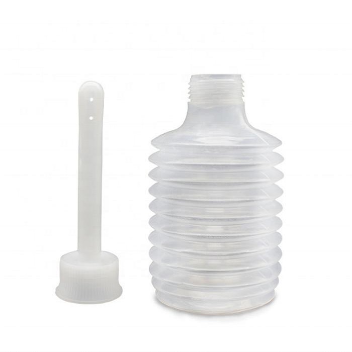 Disposable vaginal irrigator